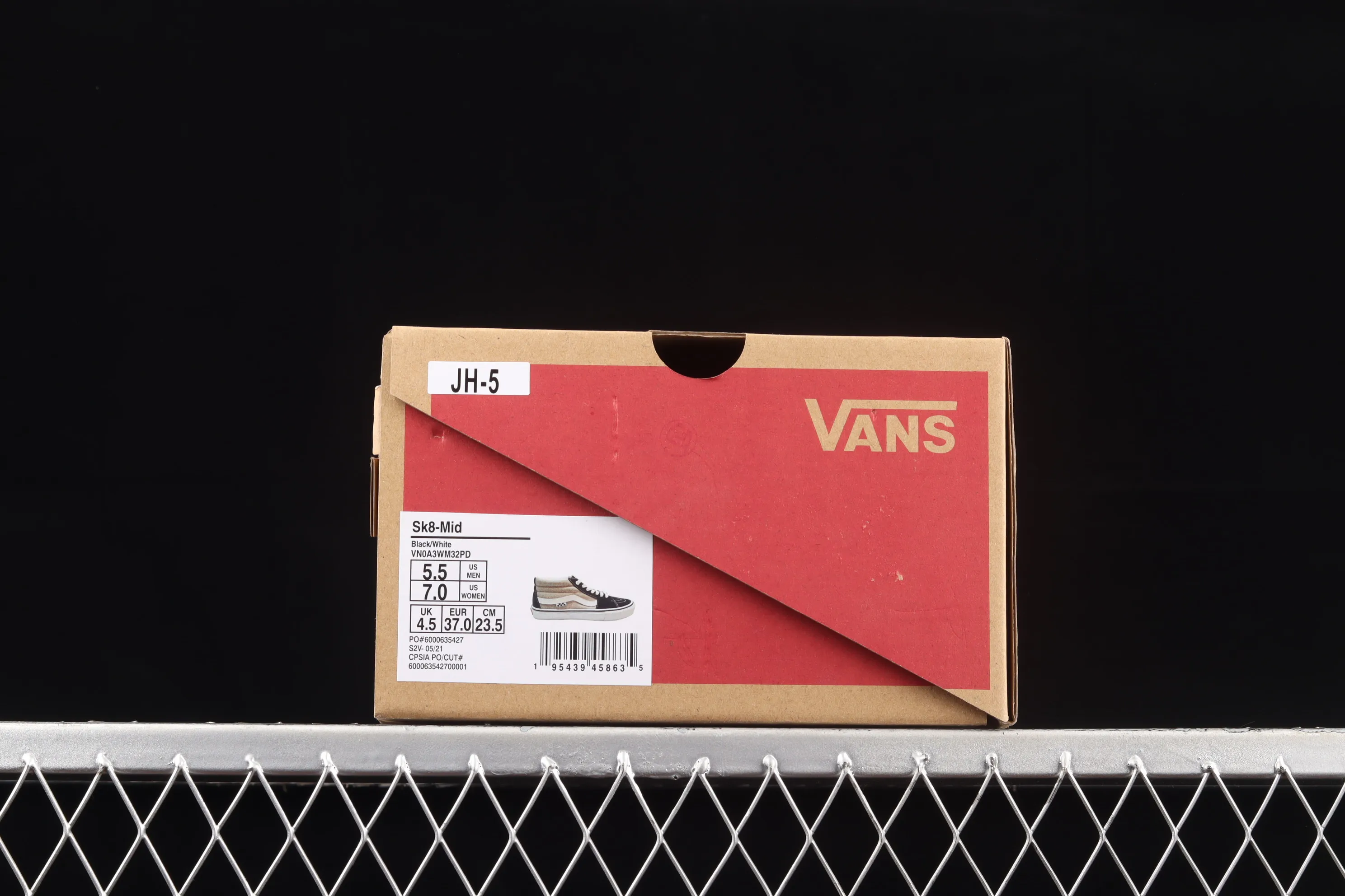 All categories Vans Vans series Vans Mid Vans China Vans SK8-Mid Pro Vans official side checkerboard small label mid-top professional skateboard shoes VN0A3WM32PD